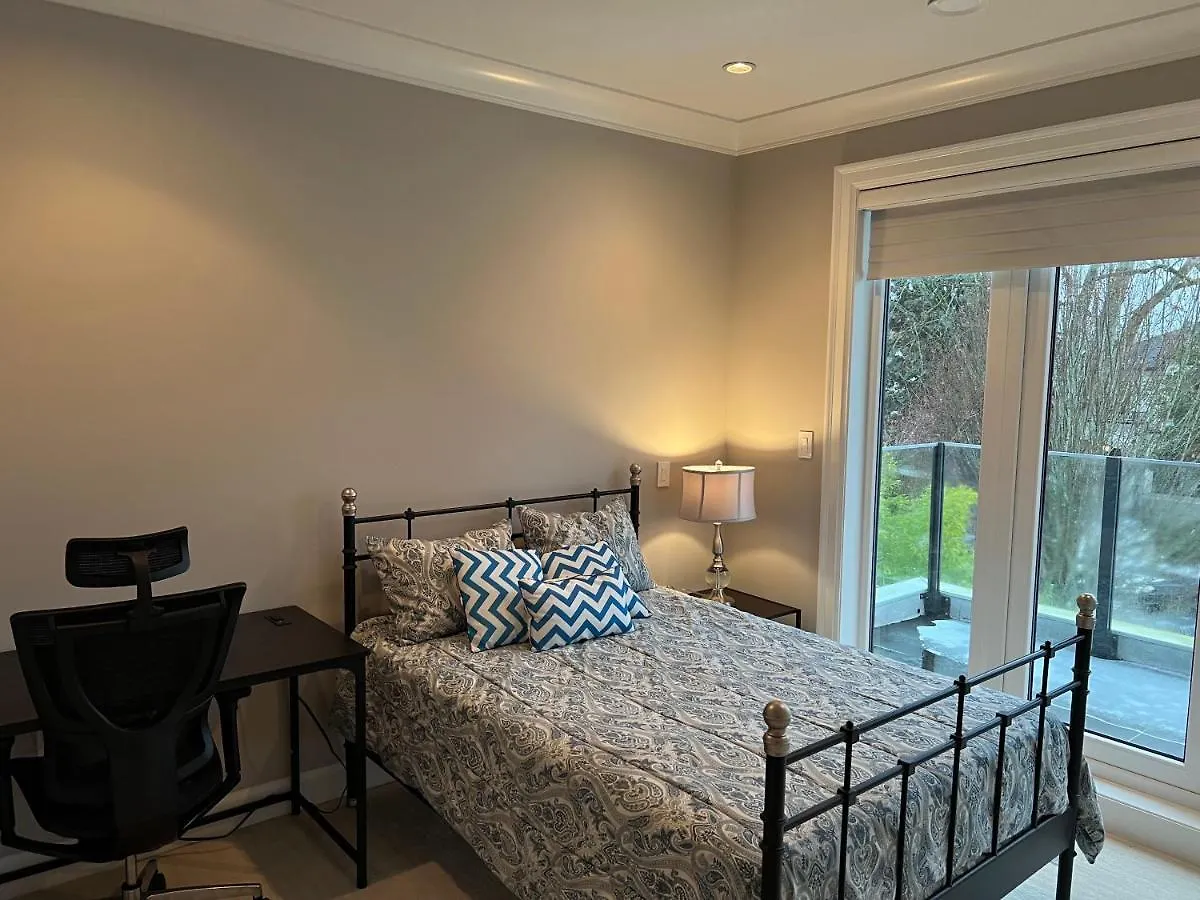 Dunbar Luxury Rooms Vancouver 0*,  Canada